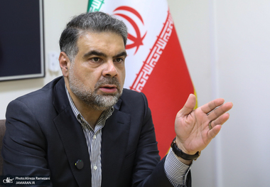 رسولی، مشاور سیاسی قالیباف: جریان پرسروصدا به جمهوری اسلامی تهمت کودتا می‌زند/ این جریان برای تحریم انتخابات هیات‌رئیسه مجلس برنامه داشت؛ جمهوری اسلامی این رفتارها را فراموش نمی‌کند/ همه انتظار پایان دوره مدیریت فعلی صداوسیما را می‌کشند