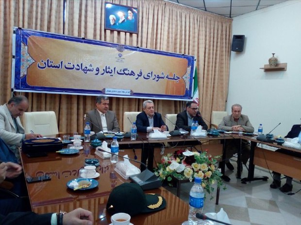 نیمی از هزینه انتشار کتب وصیت نامه شهدای همدان توسط استاندار تامین می شود