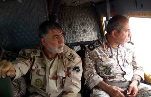 معاون ستادکل نیروهای مسلح از مناطق سیل زده خوزستان دیدن کرد