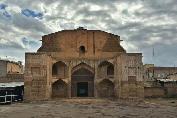 مرمت مسجد مدرسه حیدریه قزوین آغاز شد