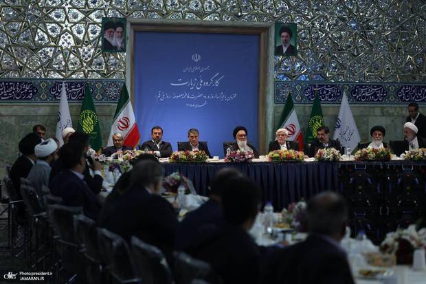 تصویب چند طرح عمرانی برای استان قم در جلسه به ریاست عارف
