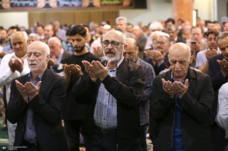 اقامه نماز عید سعید فطر در حسینیه شماره 2 جماران