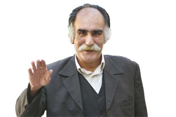 نقش بی بدیل زرویی نصرآباد در گرایش به طنز، ماندگار خواهد بود