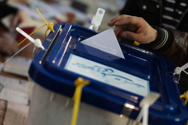 ۶۶۹ بازرس از آرای مردم قم صیانت می‌کنند  رصد تخلفات انتخاباتی