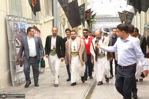 بازدید میهمانان خارجی جهت شرکت در مراسم رهبر شهید از حسینیه جماران
