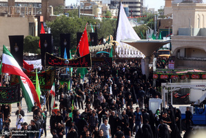 حال و هوای حرم کریمه اهل بیت در ظهر تاسوعای حسینی(ع)