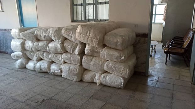 محموله قاچاق البسه ایزوله بیمارستانی در مرز مریوان کشف شد