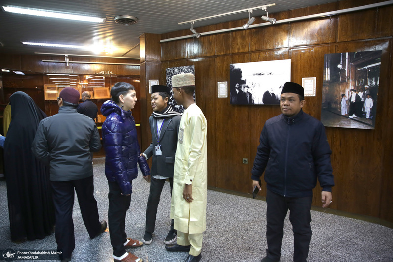 بازدید جمعی از دانش آموزان شرکت کننده هشتمین دوره مسابقات بین المللی دانش آموزی قرآن کریم از جماران
