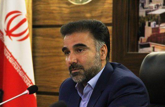 فرماندار یزد: برای ساخت آرامگاه  آذریزدی آماده همکاری هستیم