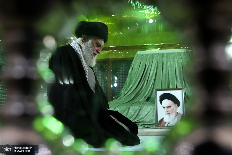 حضور رهبر معظم انقلاب در مرقد مطهر امام خمینی(س) و گلزار شهیدان