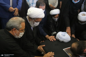 مراسم تشییع پیکر آیت الله حسن ممدوحی(ره)