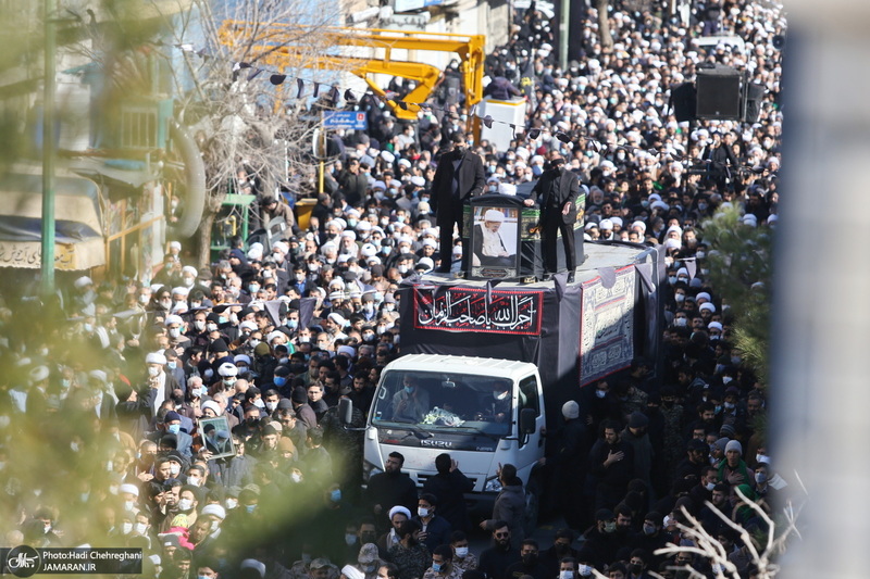 مراسم تشییع آیت الله العظمی صافی گلپایگانی (ره) در قم -1
