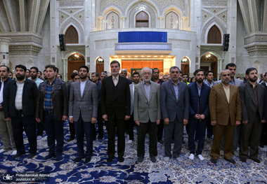 تجدید میثاق کتابداران و کارکنان نهاد کتابخانه های عمومی کشور با آرمان های حضرت امام(س)