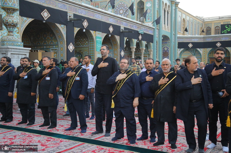 مراسم تعویض پرچم حرم حضرت معصومه (س) در شب اول ماه محرم‎‎