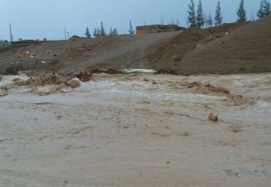 ساکنان پنج روستای سربیشه به مکان امن منتقل شدند