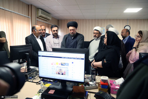 بازدید «سید حسن خمینی» از موسسه مطبوعاتی ایران
