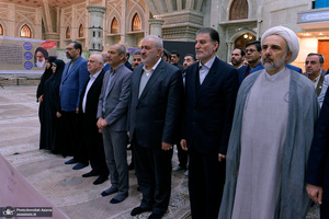 تجدید میثاق وزیر و مدیران ارشد وزارت نیرو با آرمان های حضرت امام (س)