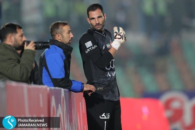 آدان؛ دومین سنگربان خارجی استقلال در تاریخ دربی