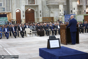 تجدید میثاق رئیس و جمعی از نمایندگان مجلس شورای اسلامی با آرمان‌های امام خمینی(س)-2