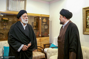 دیدار سید حسن خمینی با حجت الاسلام و المسلمین سید هادی خامنه‌ای