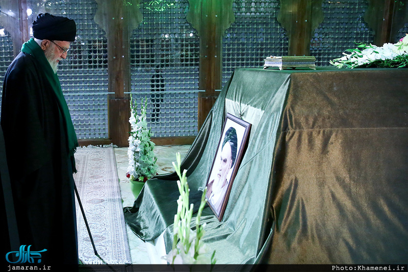 حضور رهبر معظم انقلاب در مرقد مطهر امام راحل و گلزار شهدای بهشت زهرا(س)