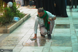 مراسم تحویل سال نو در گلزار شهدای قم‎