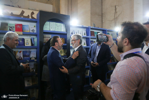 غرفه موسسه تنظیم و نشر آثار امام خمینی (ره) در سی و ششمین نمایشگاه کتاب تهران-5