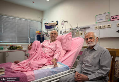 کمال خرازی به عیادت سید محمد خاتمی رفت + عکس