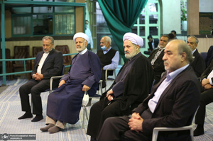 دیدار جمعی از معاونین و سفرای سابق وزارت خارجه‎‎ با سید حسن خمینی