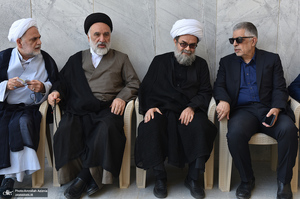 مراسم خاکسپاری پیکر مرحوم محمدعلی جماعتی (ره) در حرم امام خمینی (س)