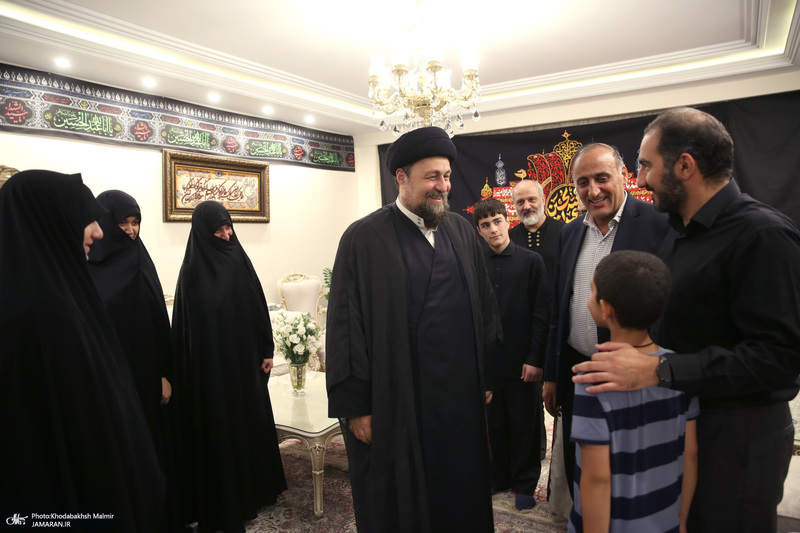 حضور سیدحسن خمینی در منزل شهیدان طهرانچی