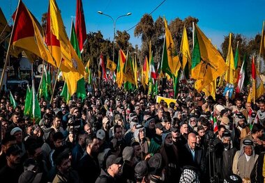 برگزاری تجمع همبستگی با ایران در مقابل سفارت ایران در بغداد در پی ناآرامی‌های اخیر