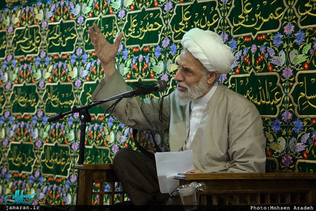 خلجی: امام زین‌العابدین(ع) در عرصه اجتماعی سیاستمداری آگاه و مدبر بود/ تعبیر «امام بیمار» درباره آن حضرت جسارت و جفا است