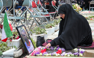 مراسم چهلمین روز شهدای جنگ تحمیلی ۱۲ روزه در قطعه 42 بهشت زهرا (س)