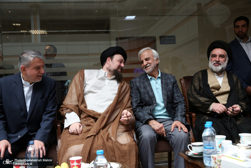 نشست صمیمی سید حسن خمینی با پیشکسوتان جامعه ورزش ایران