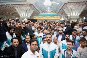 اختتامیه پنجمین جشنواره ملی «اتفاق» در حرم امام خمینی (س)- 2
