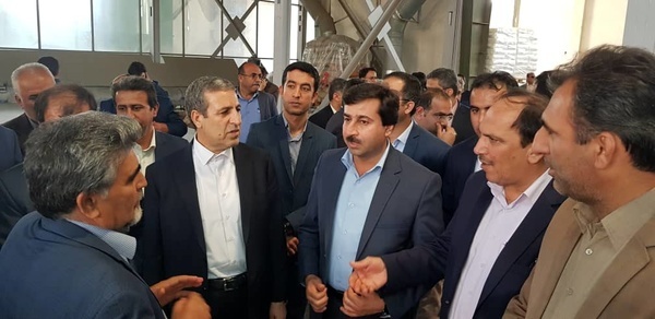 دیدار شهردار خارگ با استاندار بوشهر  مذاکره برای خرید کشتی