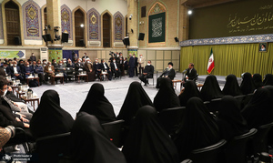 دیدار شاعران و اساتید ادبیات فارسی با رهبر معظم انقلاب