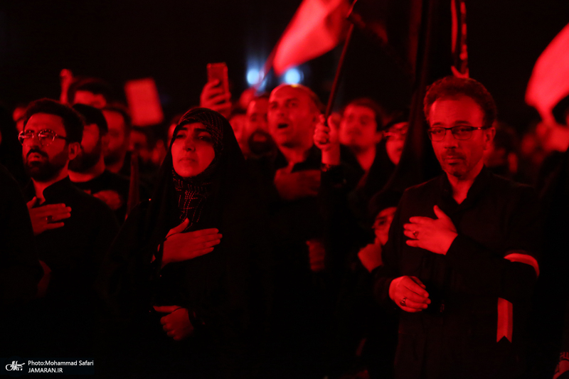 تجمع میدان انقلاب
