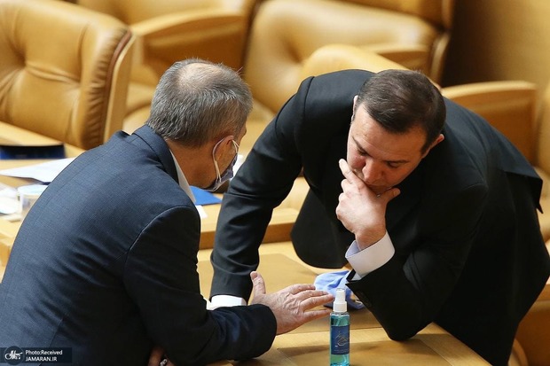 درد و دل عزیزی‌خادم با روسای هیات‌ها: من بد نیستم!