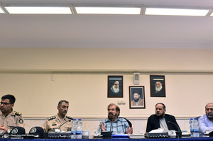 نخستین جلسه کمیته نیروهای مسلح ستاد مرکزی بزرگداشت امام خمینی(س)