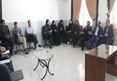سرپرست شبکه بهداشت گناوه:طرح تشدید نظارت بر عرضه کنندگان موادغذایی مستمر شود