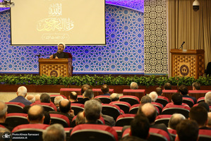 مراسم ختم مادر همسر حجت السلام ‌و المسلمین علی اکبر ناطق نوری و عباس آخوندی