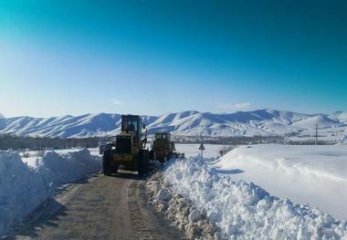 250 کیلومتر از راه های روستایی شیروان برفروبی شد