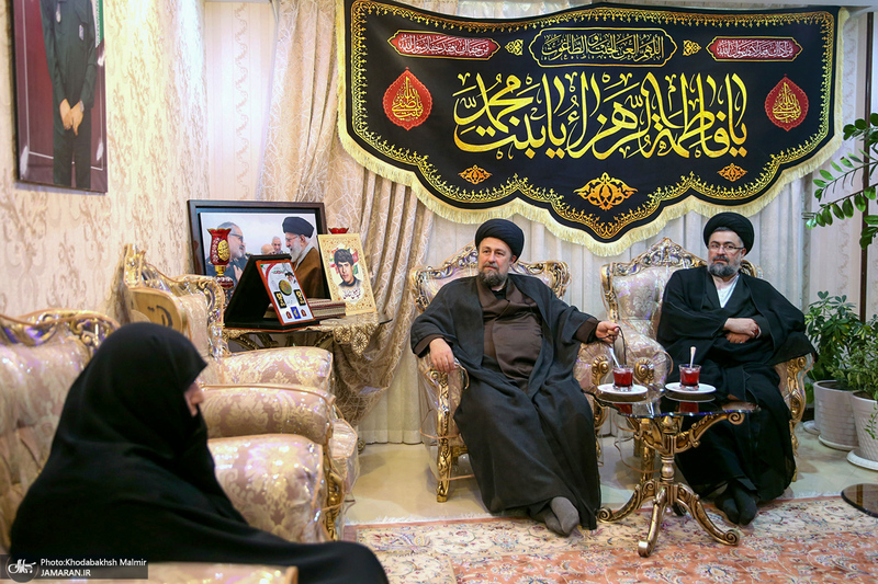 حضور آیت الله سید حسن خمینی در منزل سردار سپهبد شهید علی شادمانی