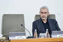 وعده وزیر اقتصاد: برخورد با شرکت‌هایی که ارزهای صادراتی را احتکار کردند/ ارزهای بلوکه شده را به بازار برمی‌گردانیم