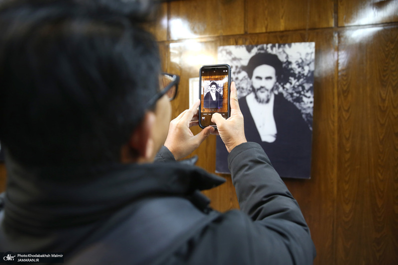 بازدید محمد بن سیو وزیر کشاورزی  و امنیت غذایی کشور مالزی از  بیت امام خمینی (س) در جماران