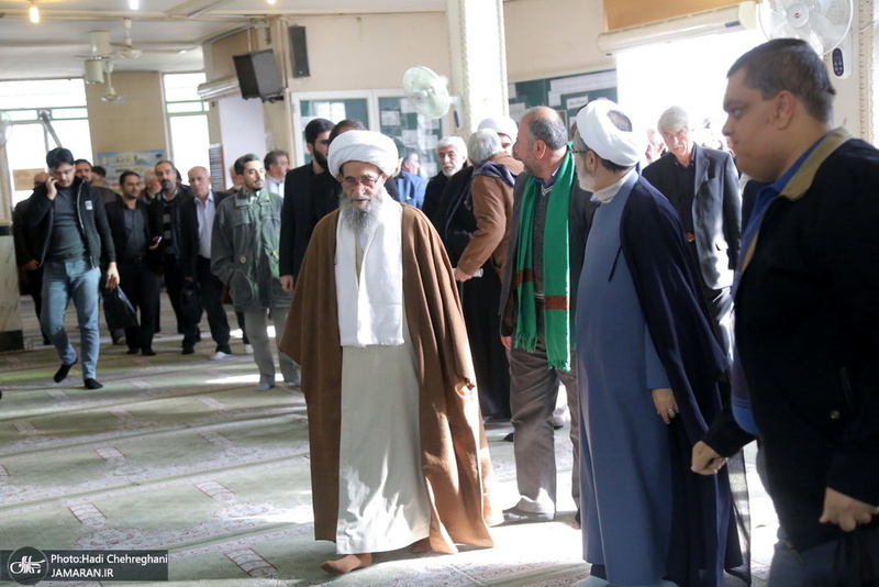 مراسم تشییع و خاکسپاری همشیره مرحوم آیت الله شهاب الدین اشراقی