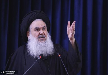 امام جمعه بغداد: کشورهای عربی در راستای سیاست‌های سلطه‌طلبانه آمریکا و اسراییل عمل می کنند/ حمله به دفتر آیت‌الله سیستانی در سوریه باید با پاسخی قاطع و درخور مواجه شود
