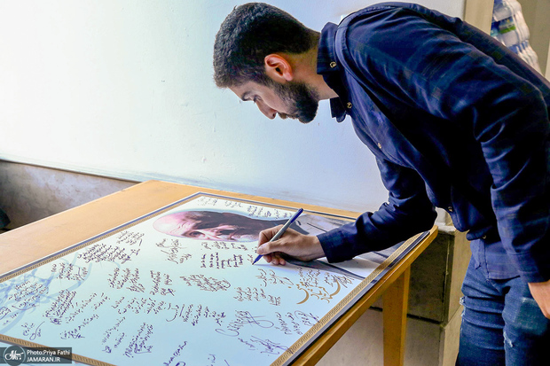 «شب فرشاد مومنی» / عابدی جعفری: با هر تب اقتصاد ایران، فرشاد مومنی هم تب می‌کرد / واعظ مهدوی: مومنی؛ اقتصاددانی با میراث اندیشه بهشتی و ایستادگی ملی عالی‌نسب است